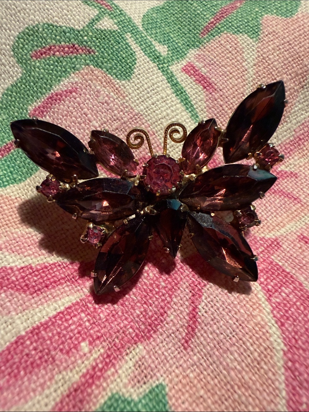 Verified Vintage Juliana D&E - Small Butterfly - pink & purple 1.625” x 1.25”